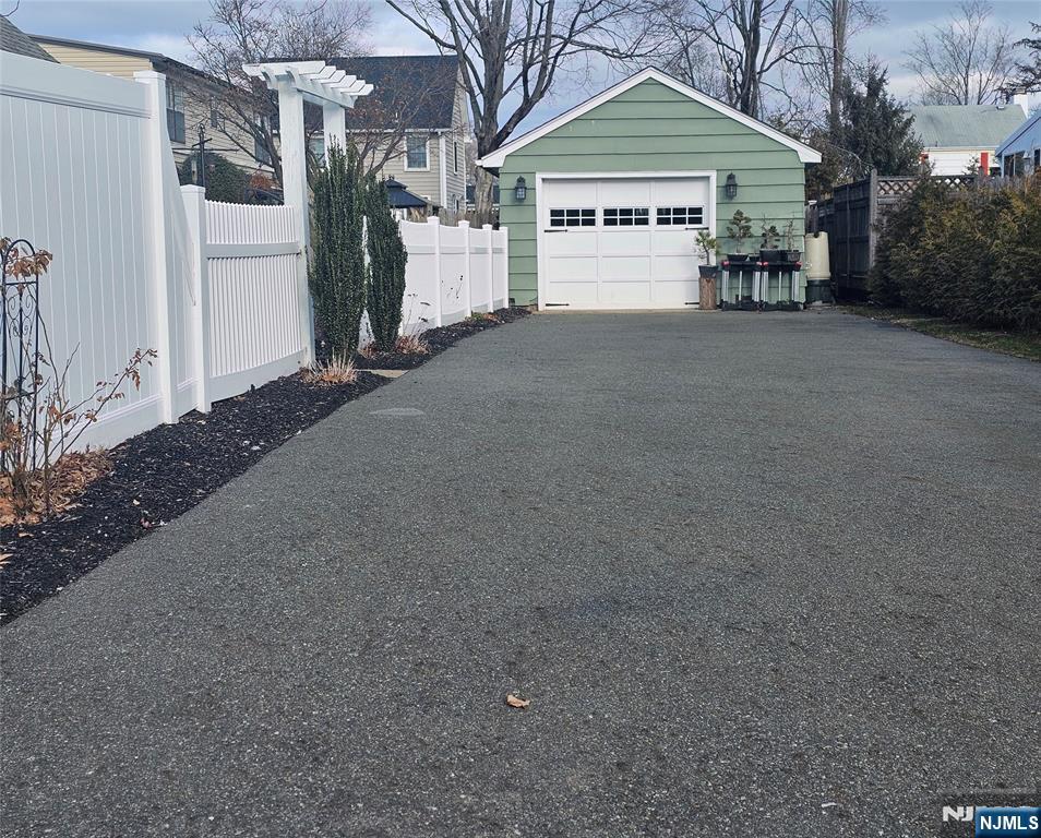 Homes for sale in Pequannock Township, NJ | 298 Boulevard, Pequannock Township, NJ 07444 | MLS# 26000240