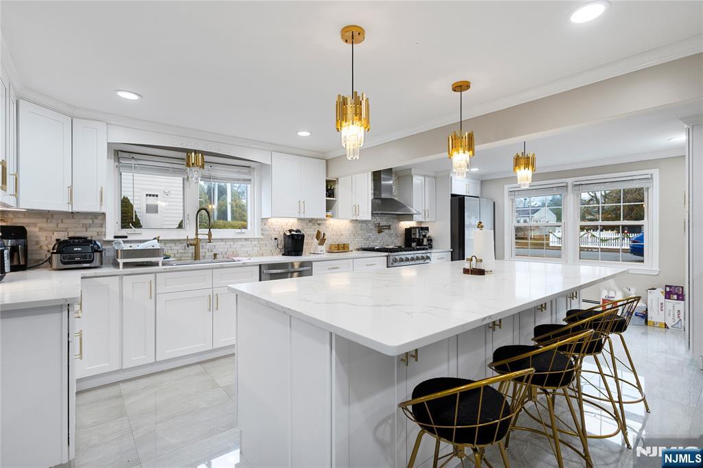 Homes for sale in Lincoln Park Borough, NJ | 8 Curtis Dr, Lincoln Park Borough, NJ 07035 | MLS# 26000258