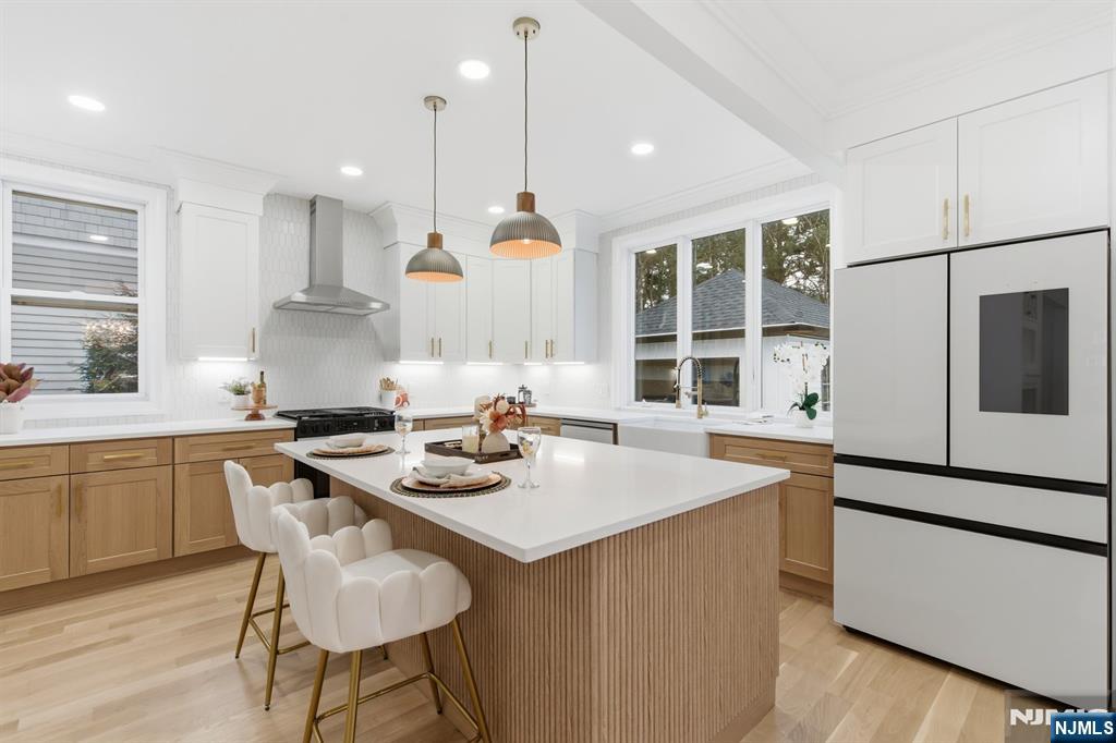 180 Crescent Avenue, Leonia, NJ, 07605