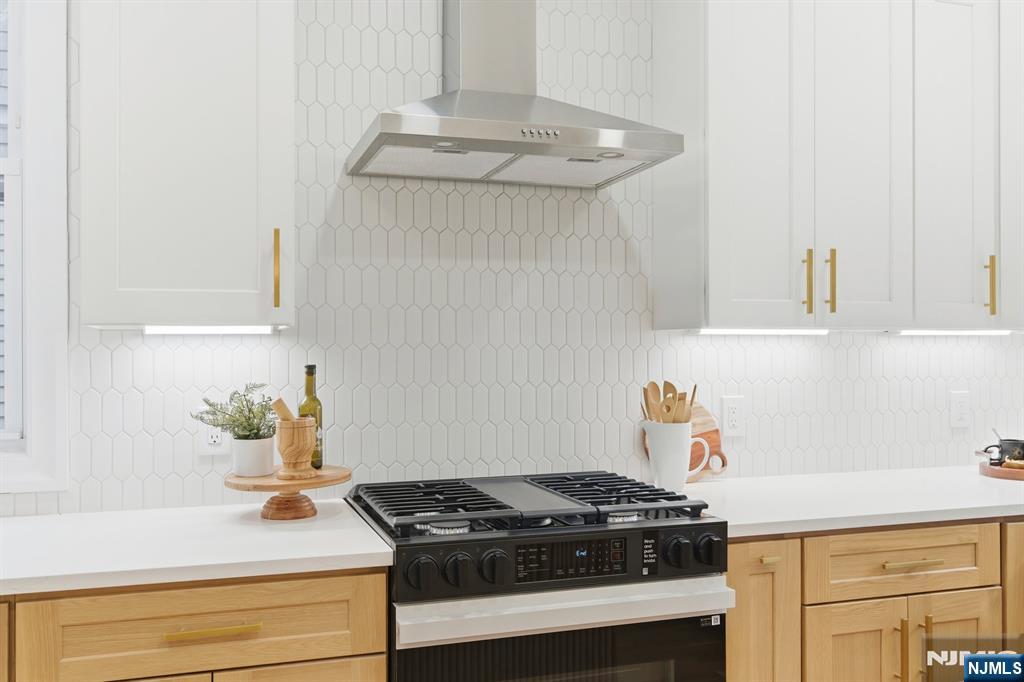 180 Crescent Avenue, Leonia, NJ, 07605