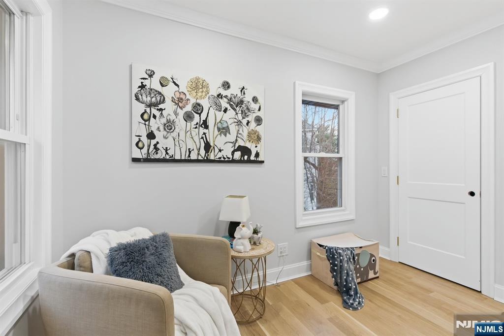 180 Crescent Avenue, Leonia, NJ, 07605