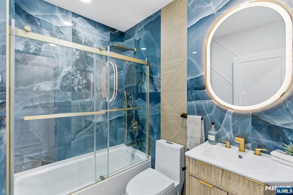 180 Crescent Avenue, Leonia, NJ, 07605