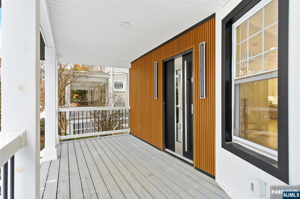 180 Crescent Avenue, Leonia, NJ, 07605