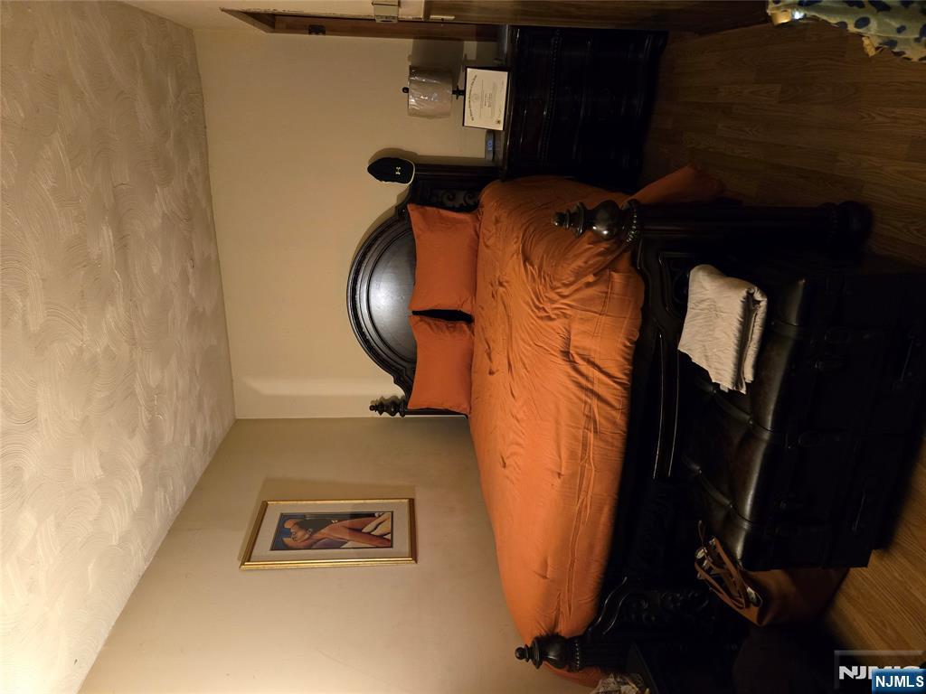 Homes for sale in Elmwood Park, NJ | 381 Mola Blvd, Elmwood Park, NJ 07407 | MLS# 26000347