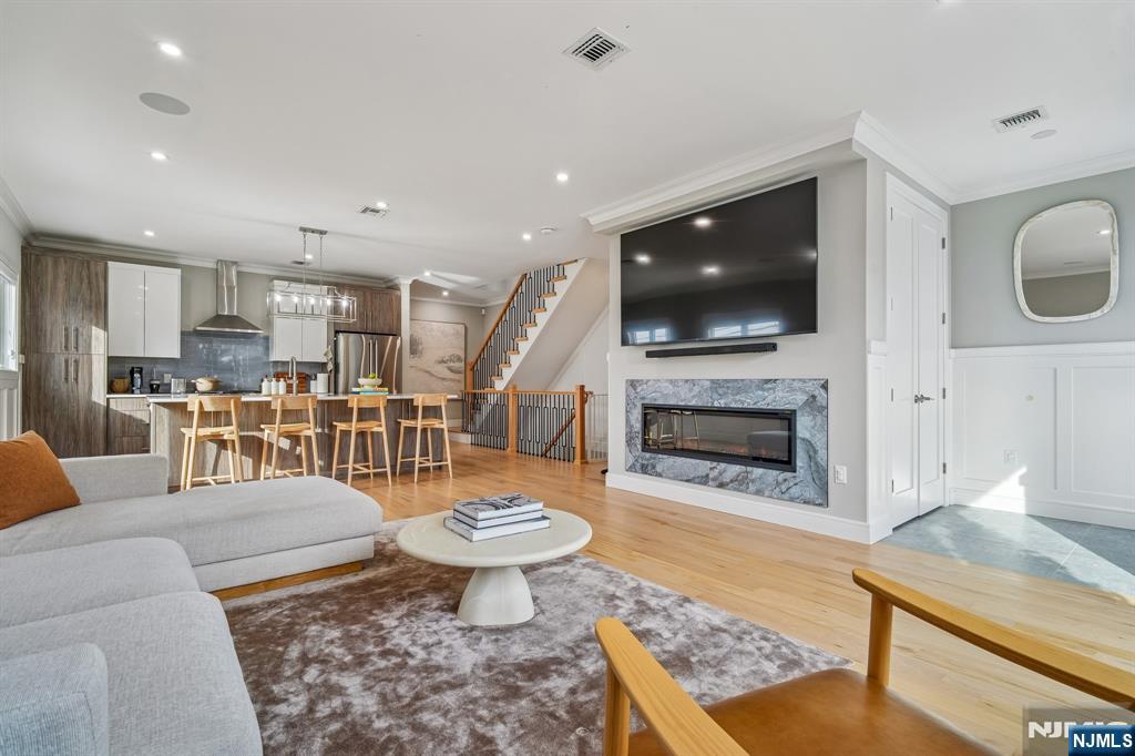 Homes for sale in Fairview, NJ | 305 8Th St #2, Fairview, NJ 07022 | MLS# 26000433