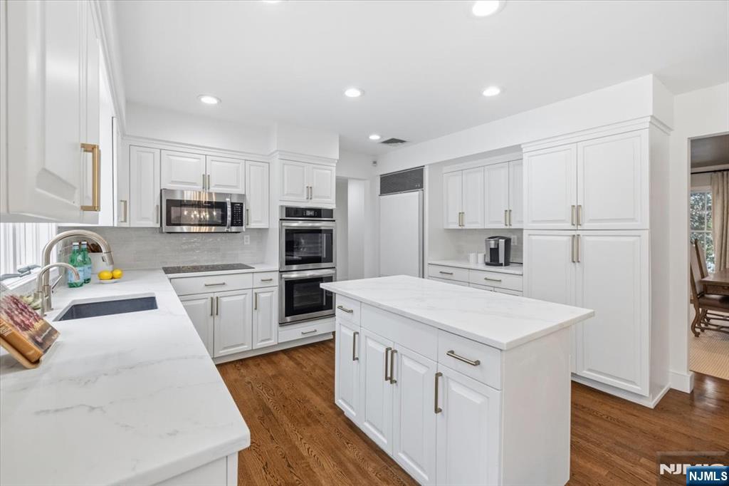 117 Van Riper Lane, Woodcliff Lake, NJ, 07677