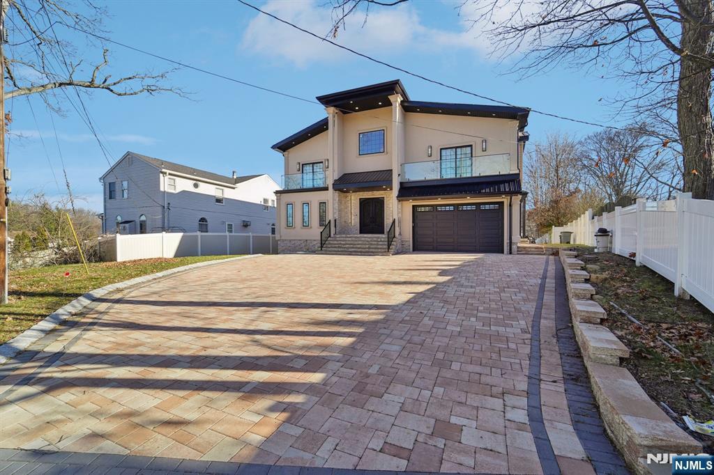 Homes for sale in Wayne, NJ | 24 Holmes Ln, Wayne, NJ 07470 | MLS# 26000477