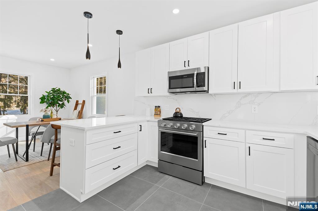 Homes for sale in Tenafly, NJ | 114 Hudson Ave, Tenafly, NJ 07670 | MLS# 26000493