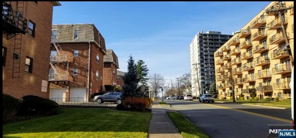 Homes for sale in Hackensack, NJ | 218 Prospect Ave #3C, Hackensack, NJ 07601 | MLS# 26000523