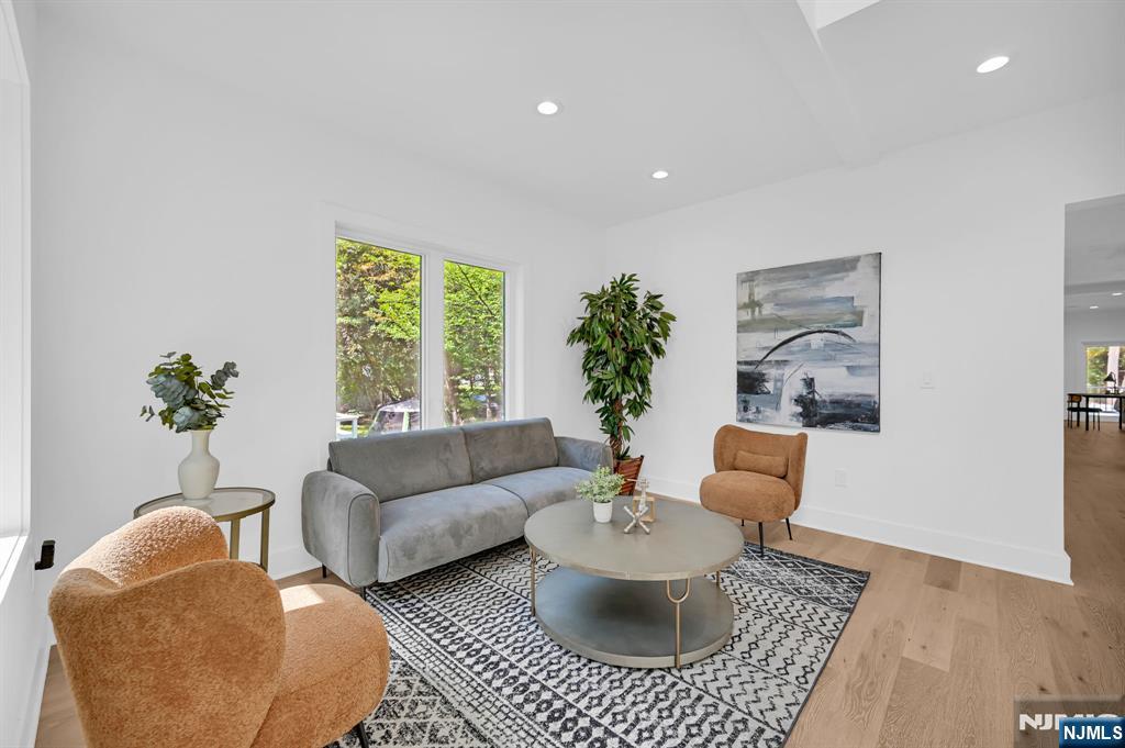 Homes for sale in Livingston, NJ | 25 Wardell Rd, Livingston, NJ 07039 | MLS# 26000625