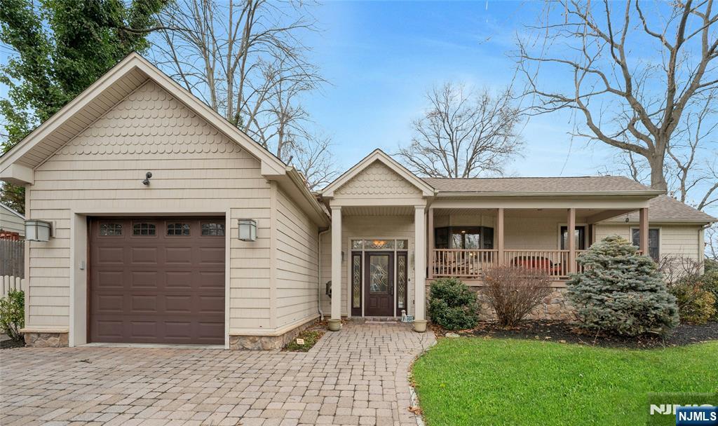 Homes for sale in Twp Of Washington, NJ | 460 Maple Ave, Twp Of Washington, NJ 07676 | MLS# 26000645