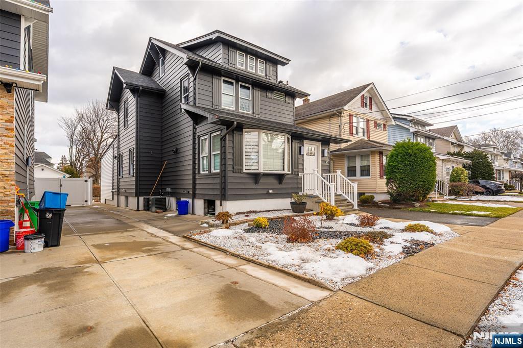 Homes for sale in Lyndhurst, NJ | 207 Post Ave, Lyndhurst, NJ 07071 | MLS# 26000646