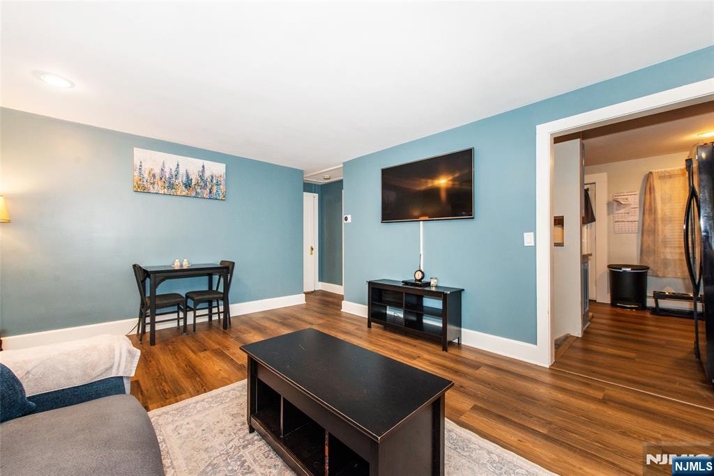 Homes for sale in Hopatcong, NJ | 304 Squaw Trl, Hopatcong, NJ 07821 | MLS# 26000689