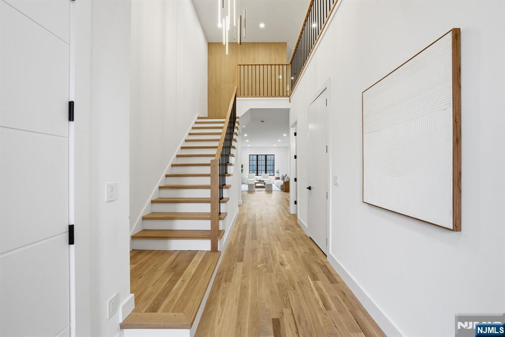 Homes for sale in Demarest, NJ | 5 Cedar Ct, Demarest, NJ 07627 | MLS# 26000696