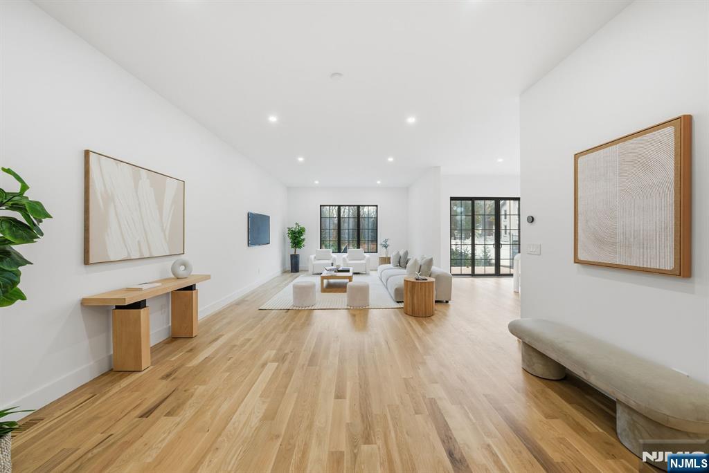 Homes for sale in Demarest, NJ | 7 Cedar Ct, Demarest, NJ 07627 | MLS# 26000701