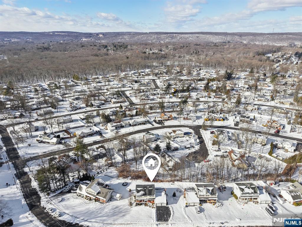 Homes for sale in Roxbury Township, NJ | 29 Joyce Dr, Roxbury Township, NJ 07876 | MLS# 26000706