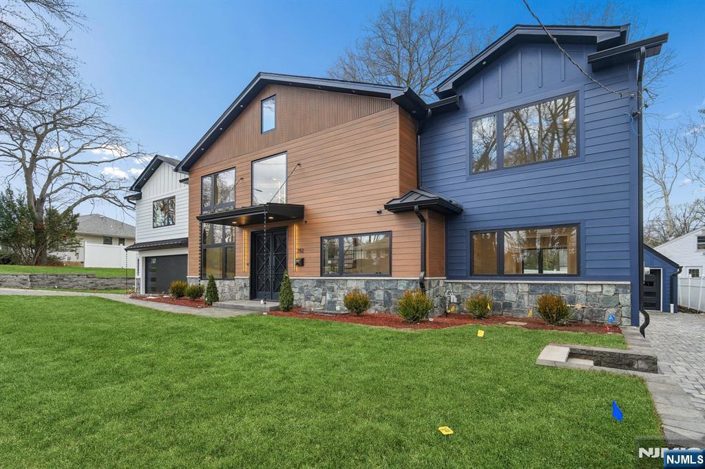 Homes for sale in Cresskill, NJ | 292 Magnolia Ave, Cresskill, NJ 07626 | MLS# 26000804