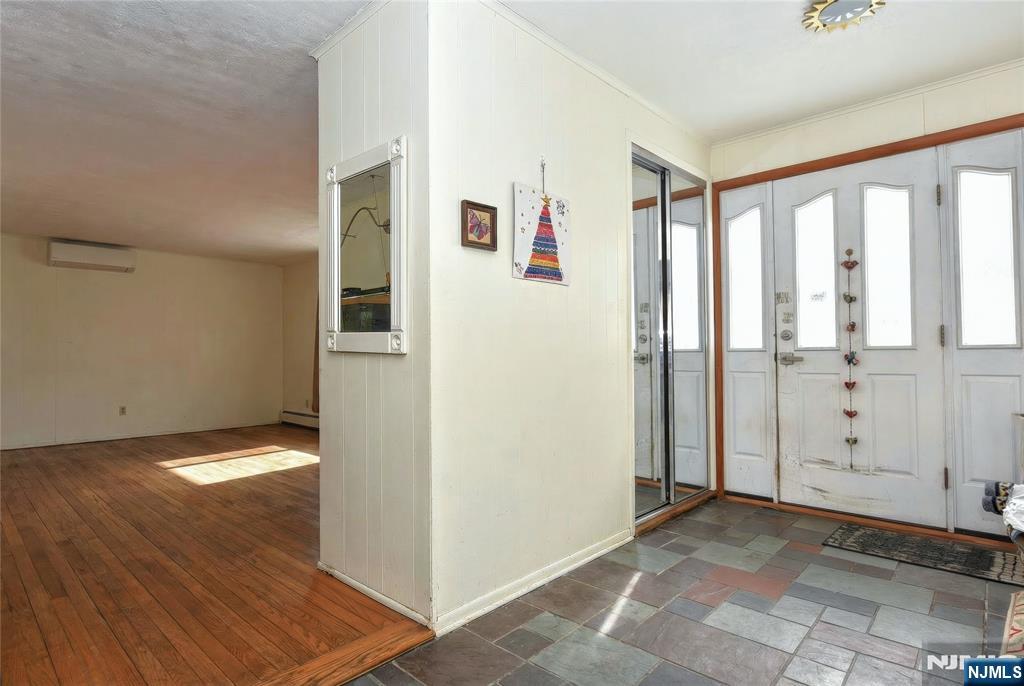 Homes for sale in Twp Of Washington, NJ | 638 Washington Ave, Twp Of Washington, NJ 07676 | MLS# 26000839