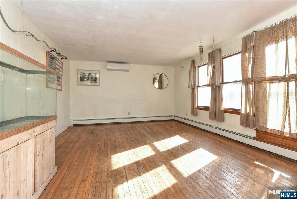 Homes for sale in Twp Of Washington, NJ | 638 Washington Ave, Twp Of Washington, NJ 07676 | MLS# 26000839