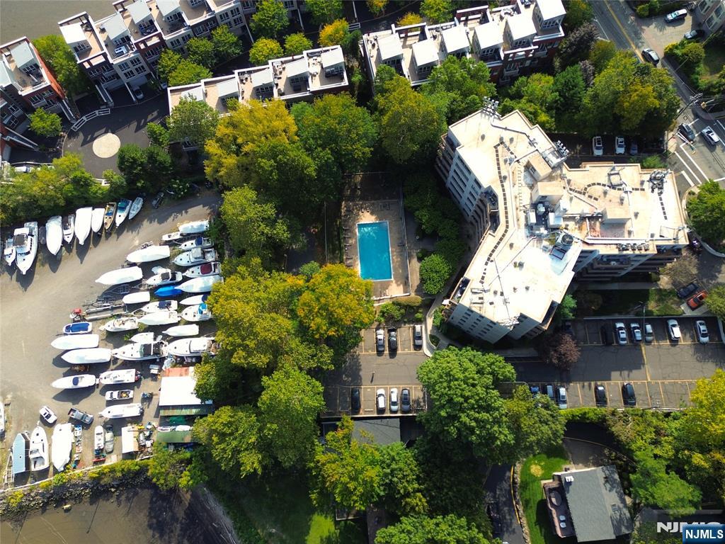 Homes for sale in Edgewater, NJ | 1375 River #LG, Edgewater, NJ 07020 | MLS# 26001071