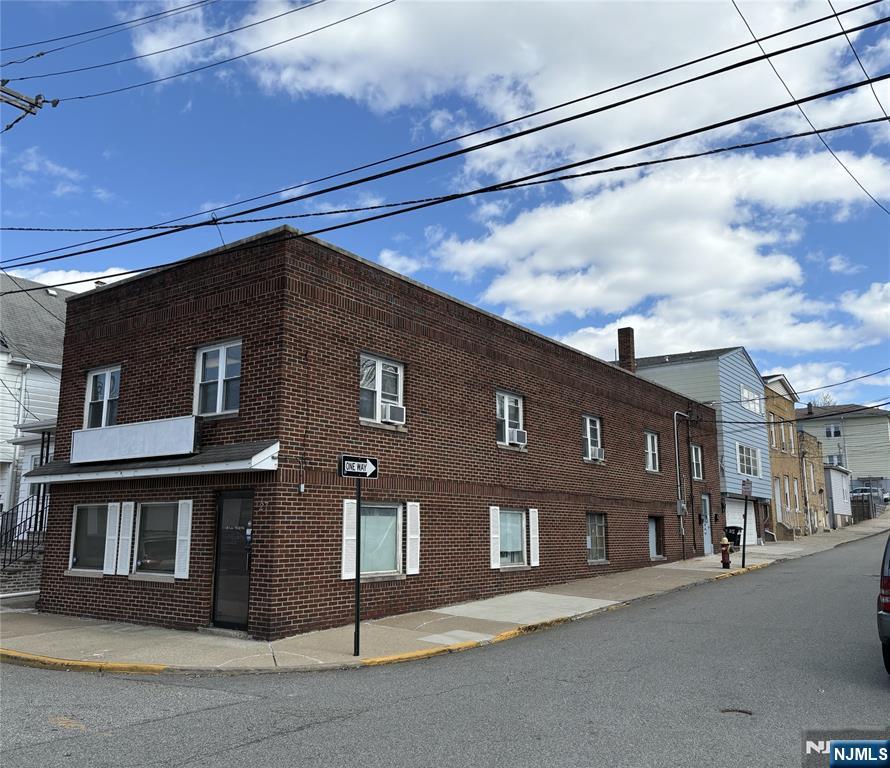 Homes for sale in Lodi, NJ | 35 Autumn St, Lodi, NJ 07644 | MLS# 26001101