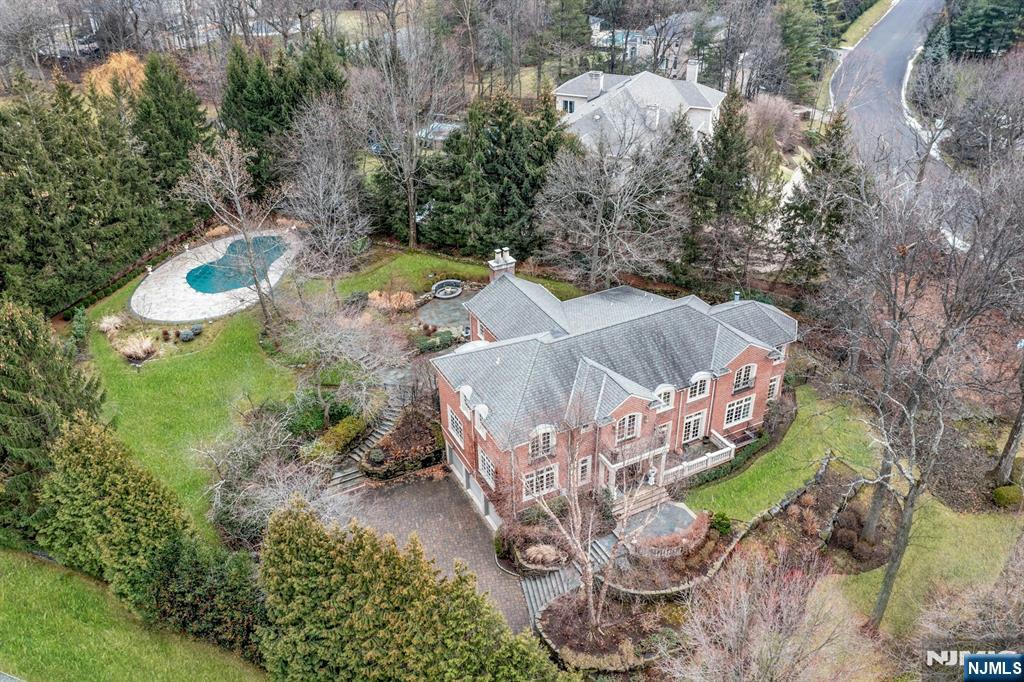 Homes for sale in Cresskill, NJ | 125 Jackson Dr, Cresskill, NJ 07626 | MLS# 26001348