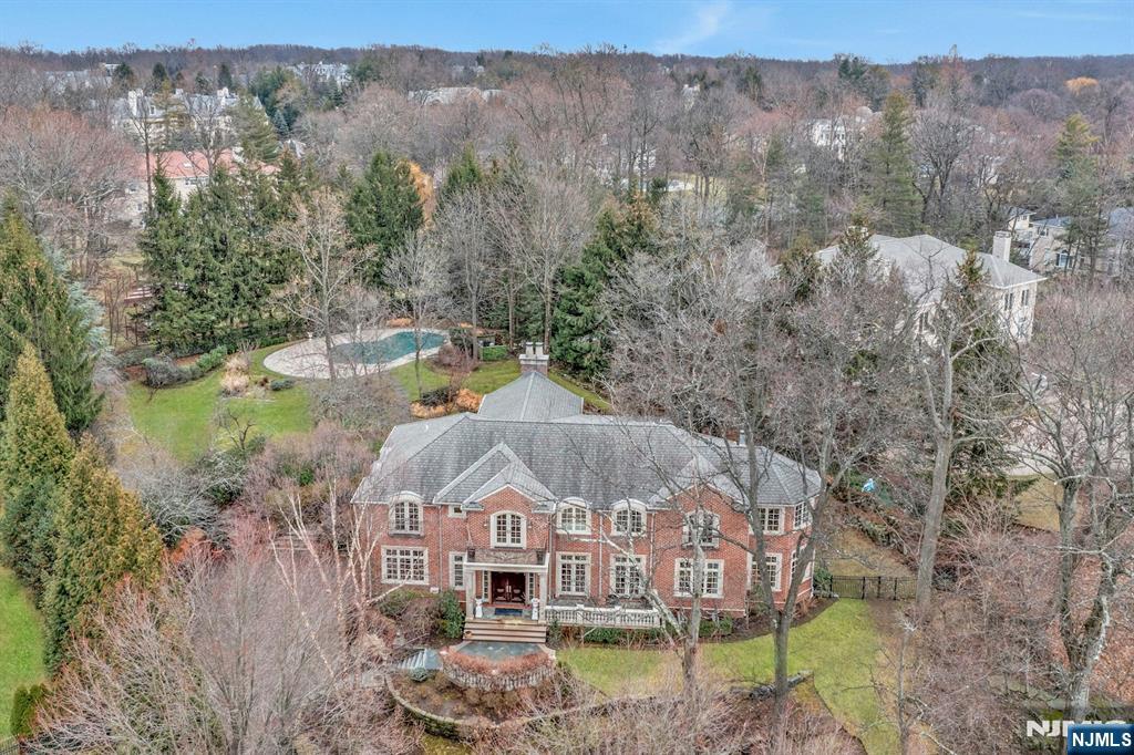 Homes for sale in Cresskill, NJ | 125 Jackson Dr, Cresskill, NJ 07626 | MLS# 26001348