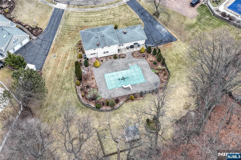 Homes for sale in North Haledon, NJ | 237 Glenwood Dr, North Haledon, NJ 07508 | MLS# 26001379