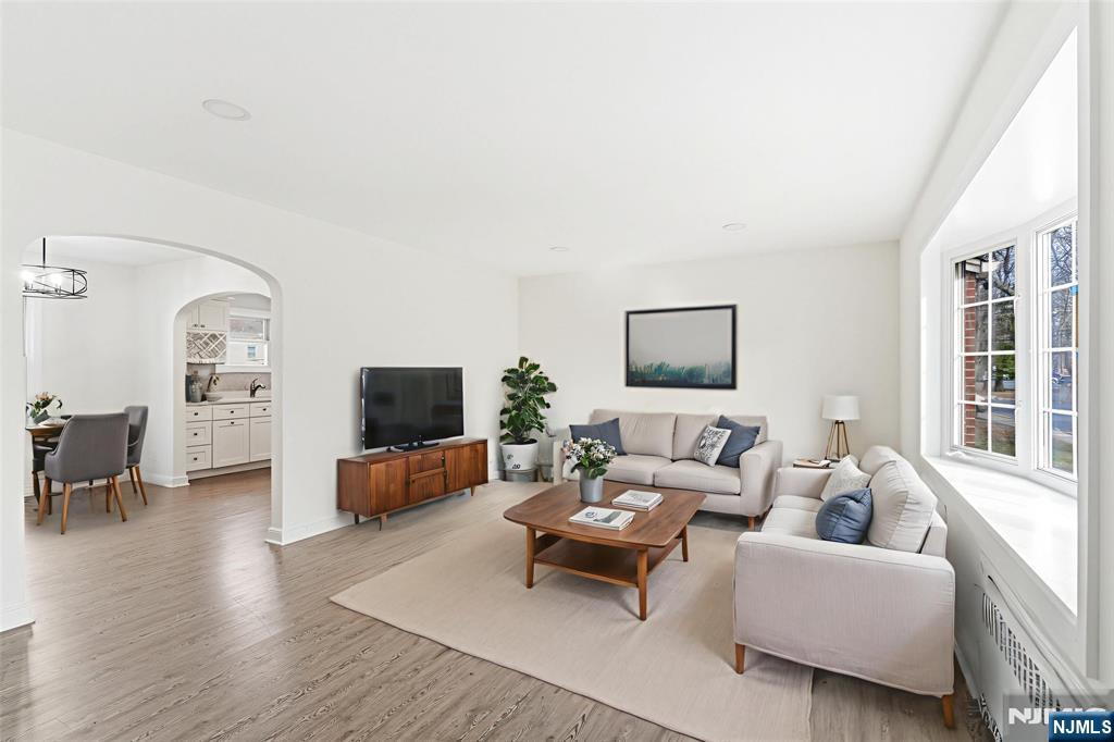 Homes for sale in Roselle, NJ | 703 Elm St, Roselle, NJ 07203 | MLS# 26001405