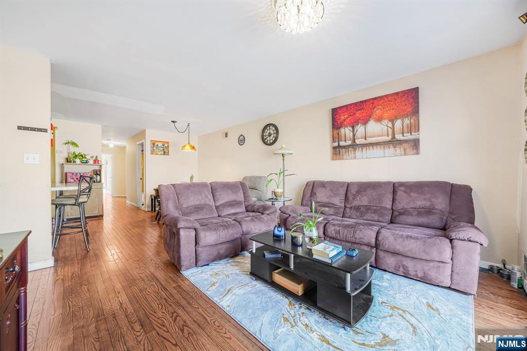 Homes for sale in Elizabeth, NJ | 952 Flora St, Elizabeth, NJ 07201 | MLS# 26001449