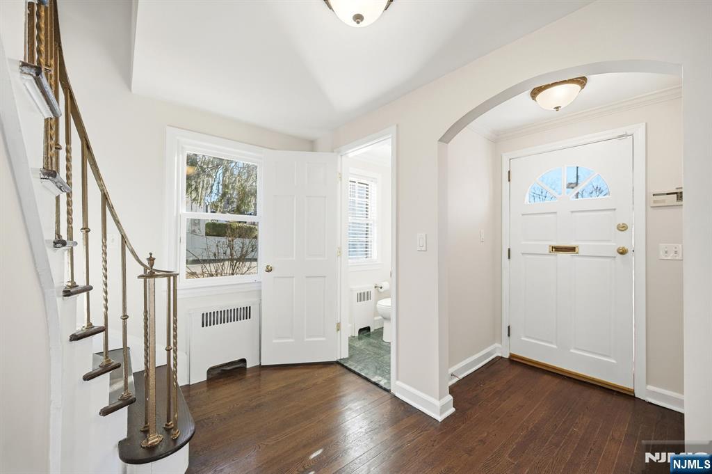 Homes for sale in Livingston, NJ | 34 W Lawn Rd, Livingston, NJ 07039 | MLS# 26001457