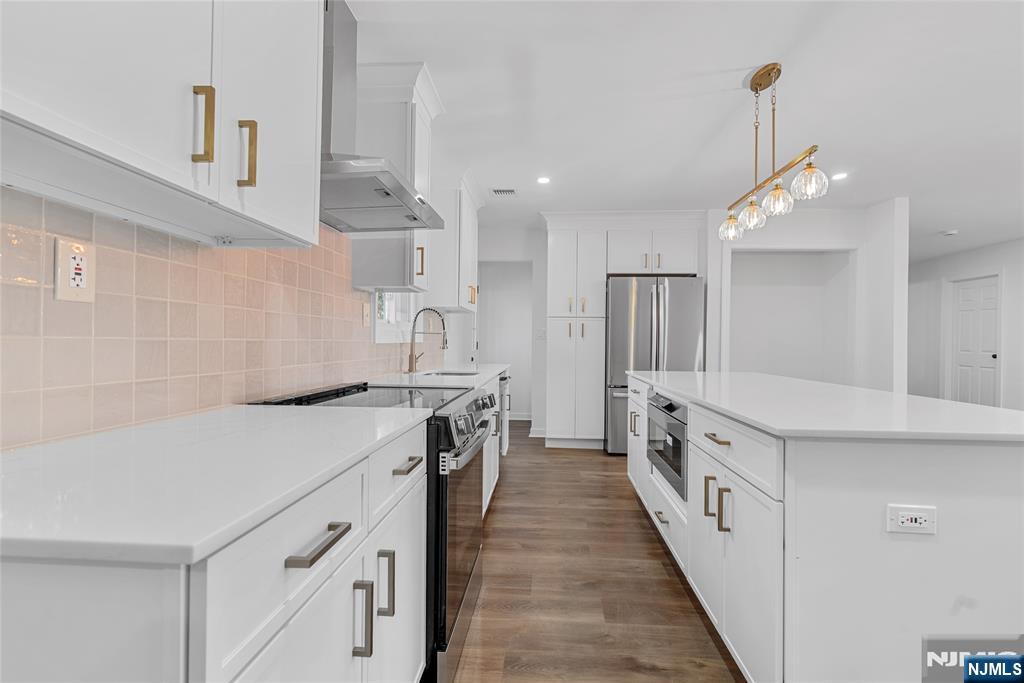 Homes for sale in Belvidere, NJ | 7 Winding Wy, Belvidere, NJ 07823 | MLS# 26001565