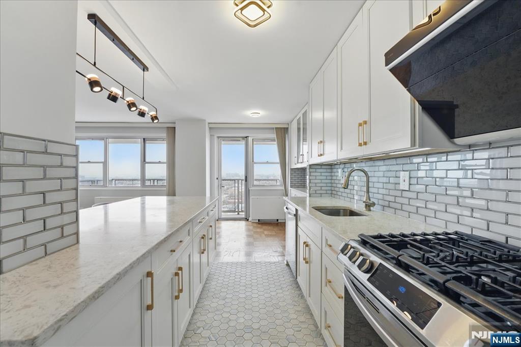 Homes for sale in West New York, NJ | 6600 Jfk Blvd E #18K, West New York, NJ 07093 | MLS# 26001636