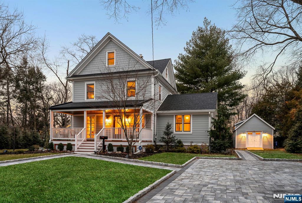 Homes for sale in Ridgewood, NJ | 516 Stevens Ave, Ridgewood, NJ 07450 | MLS# 26001644