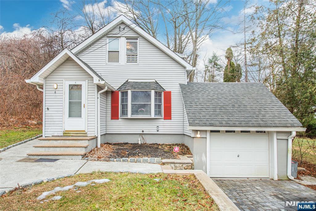 Homes for sale in Mount Olive Township, NJ | 6 Forest Rd, Mount Olive Township, NJ 07828 | MLS# 26001659