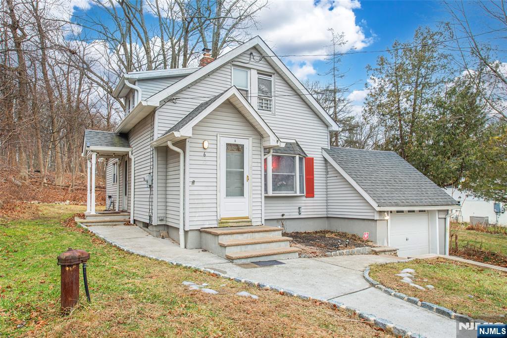 Homes for sale in Mount Olive Township, NJ | 6 Forest Rd, Mount Olive Township, NJ 07828 | MLS# 26001659