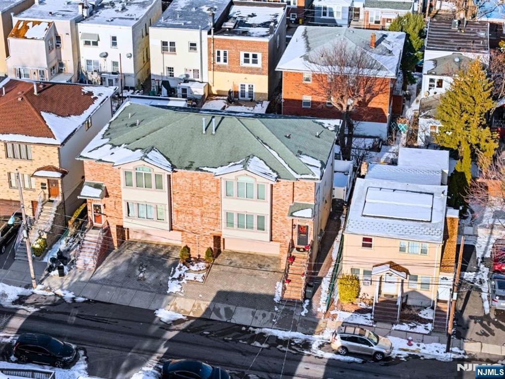 Homes for sale in Fairview, NJ | 385A Roosevelt, Fairview, NJ 07022 | MLS# 26001740