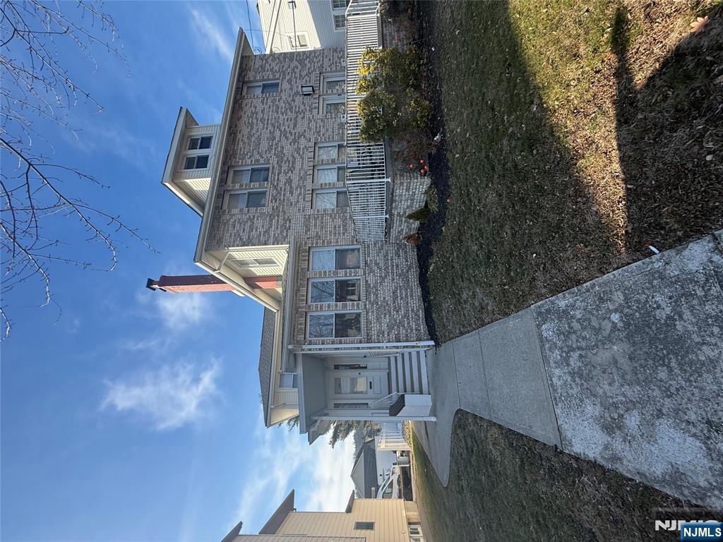 422 Lafayette Ave, Hawthorne, NJ 07506 Listing Photo  0