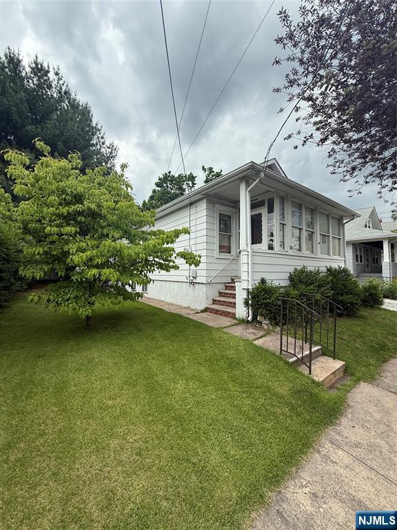 Homes for sale in Fair Lawn, NJ | 14 Heights Ave, Fair Lawn, NJ 07410 | MLS# 26001859