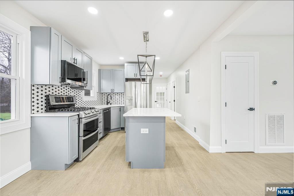 Homes for sale in Little Falls, NJ | 16 Grey Rock Ave, Little Falls, NJ 07424 | MLS# 26001872