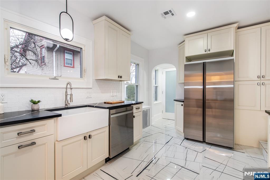 Homes for sale in South Orange Village, NJ | 570 Cameron, South Orange Village, NJ 07079 | MLS# 26001925