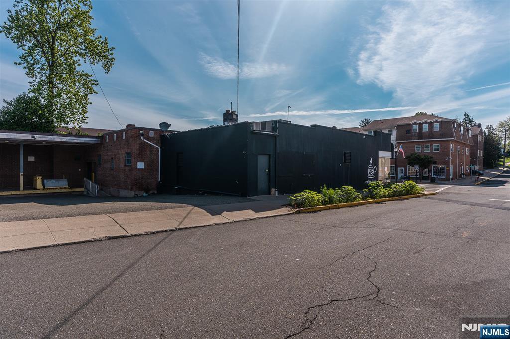 183 Boulevard, Hasbrouck Heights, NJ, 07604