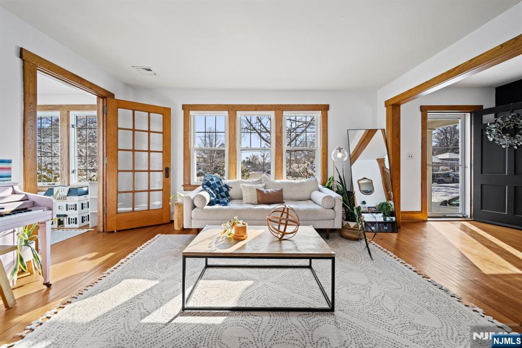 Homes for sale in Hawthorne, NJ | 367 Van Winkle Ave, Hawthorne, NJ 07506 | MLS# 26002065