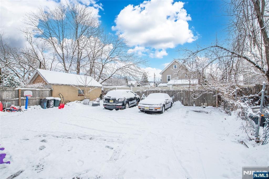 Homes for sale in Wanaque, NJ | 542 Ringwood Ave, Wanaque, NJ 07465 | MLS# 26002104