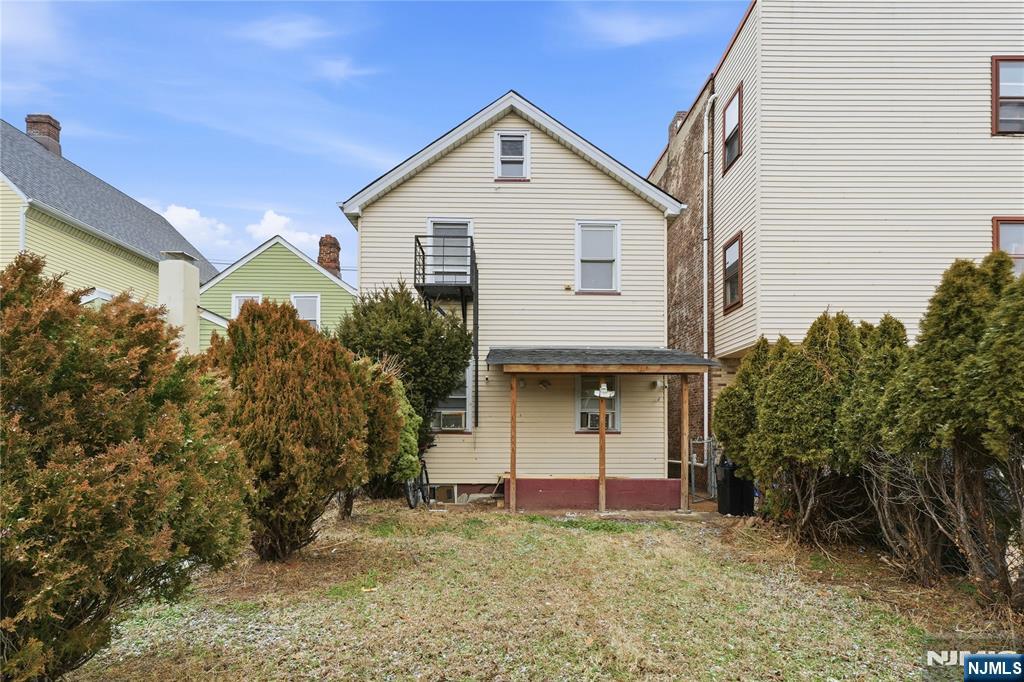 Homes for sale in Elizabeth, NJ | 328 John St, Elizabeth, NJ 07202 | MLS# 26002121