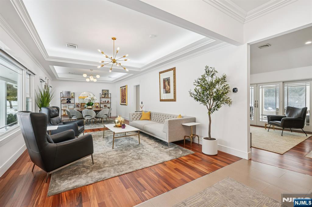 Homes for sale in Franklin Lakes, NJ | 320 Long Bow Dr, Franklin Lakes, NJ 07417 | MLS# 26002289