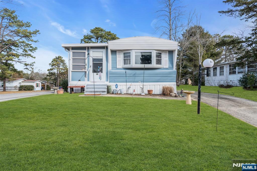 Homes for sale in Barnegat, NJ | 44 Nancy Ln, Barnegat, NJ 08005 | MLS# 26002290