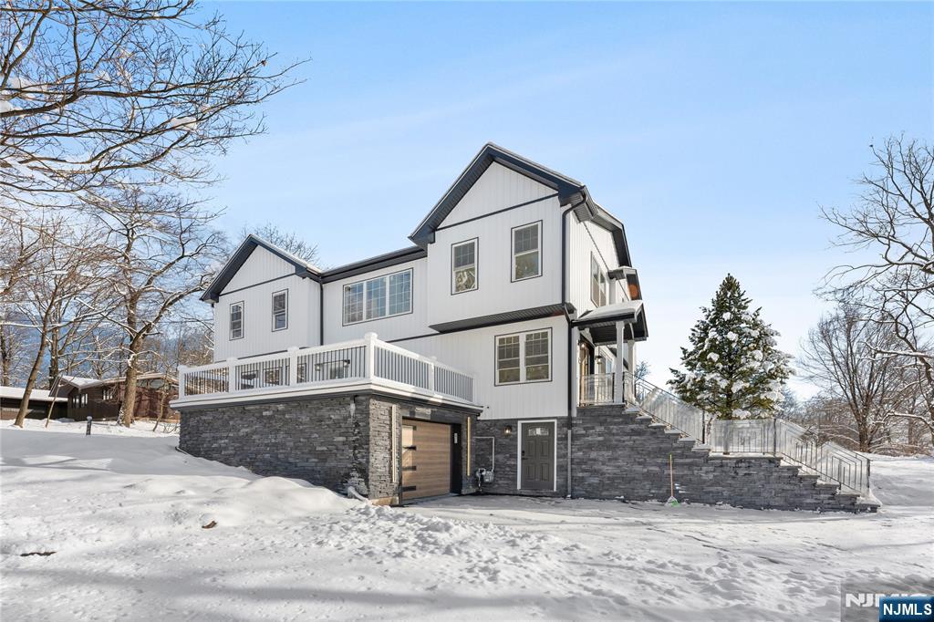 Homes for sale in Woodland Park, NJ | 10 Old Rifle Camp Rd, Woodland Park, NJ 07424 | MLS# 26002291