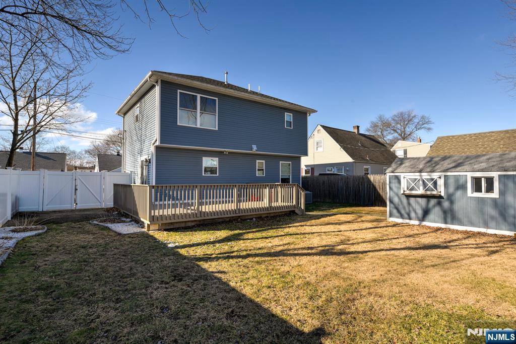 Homes for sale in Wanaque, NJ | 86 Burnside Pl, Wanaque, NJ 07420 | MLS# 26002301