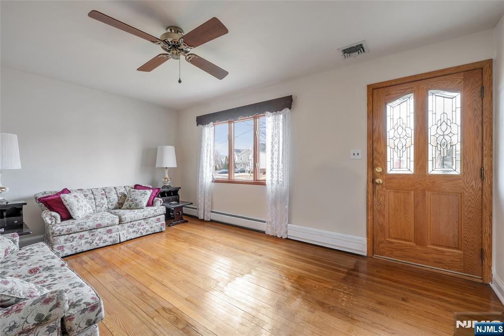 Homes for sale in Fair Lawn, NJ | 27-10 Urban Pl, Fair Lawn, NJ 07410 | MLS# 26002437